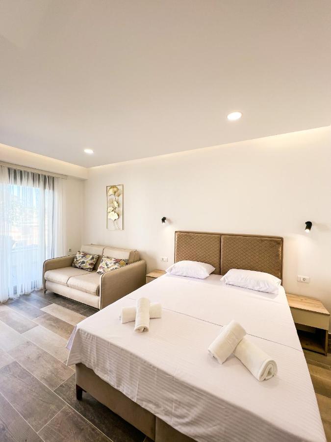 Square Residence Ulcinj Bagian luar foto
