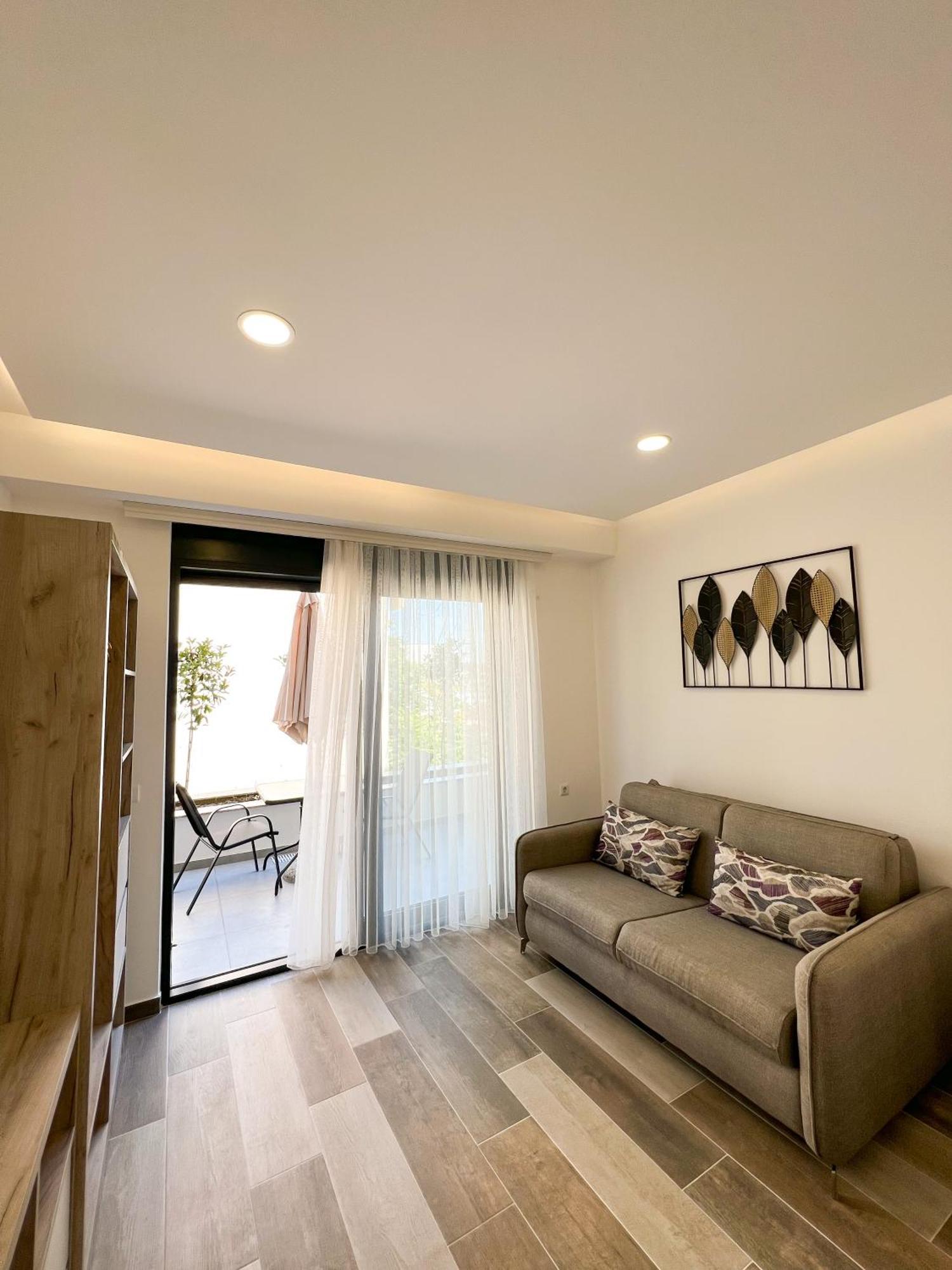 Square Residence Ulcinj Bagian luar foto