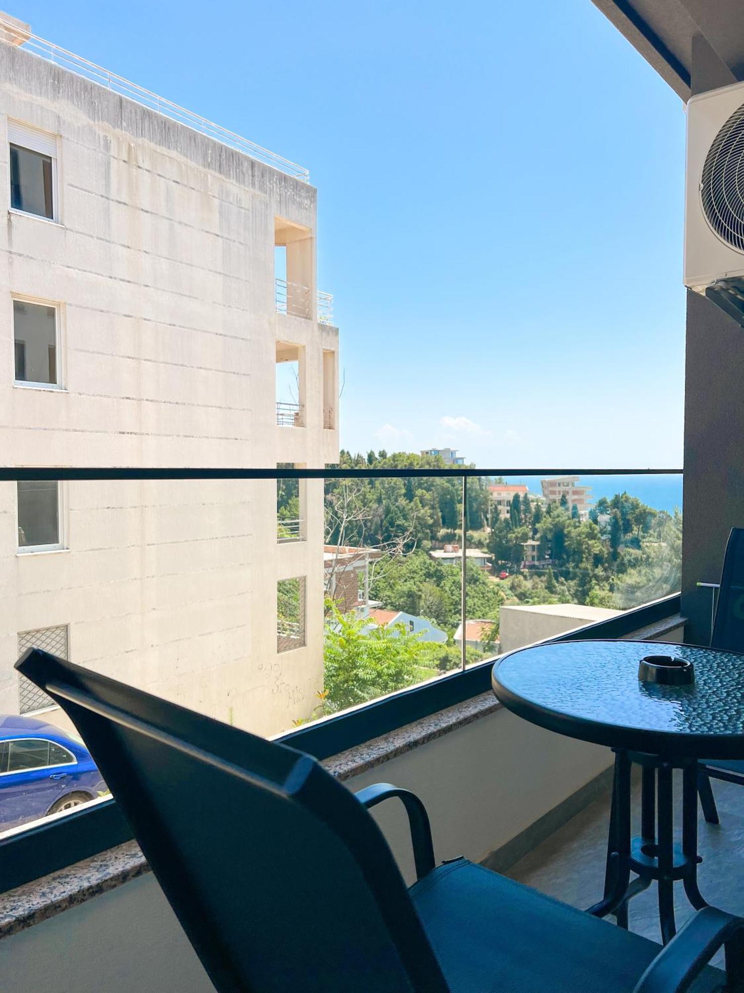 Square Residence Ulcinj Bagian luar foto